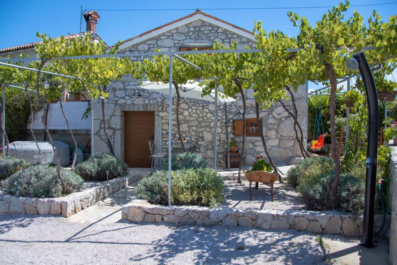 Traditional Stone House St.Anton Malinska Dış mekan fotoğraf