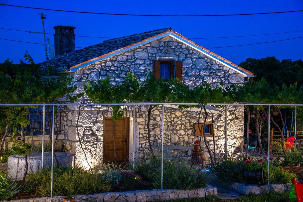 Traditional Stone House St.Anton Malinska Dış mekan fotoğraf